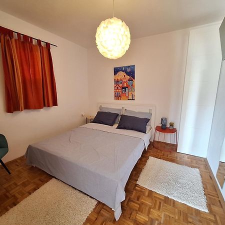 Apartmani Dana Sukošan 外观 照片