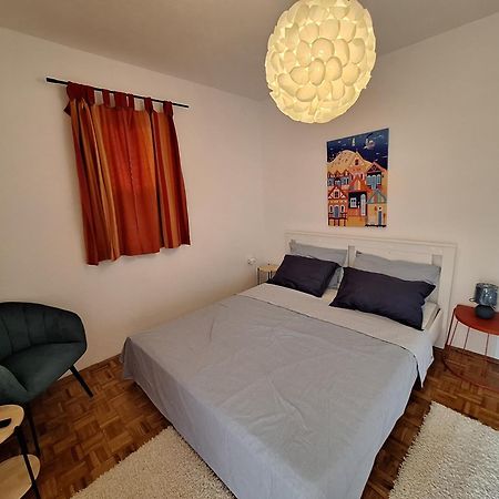 Apartmani Dana Sukošan 外观 照片