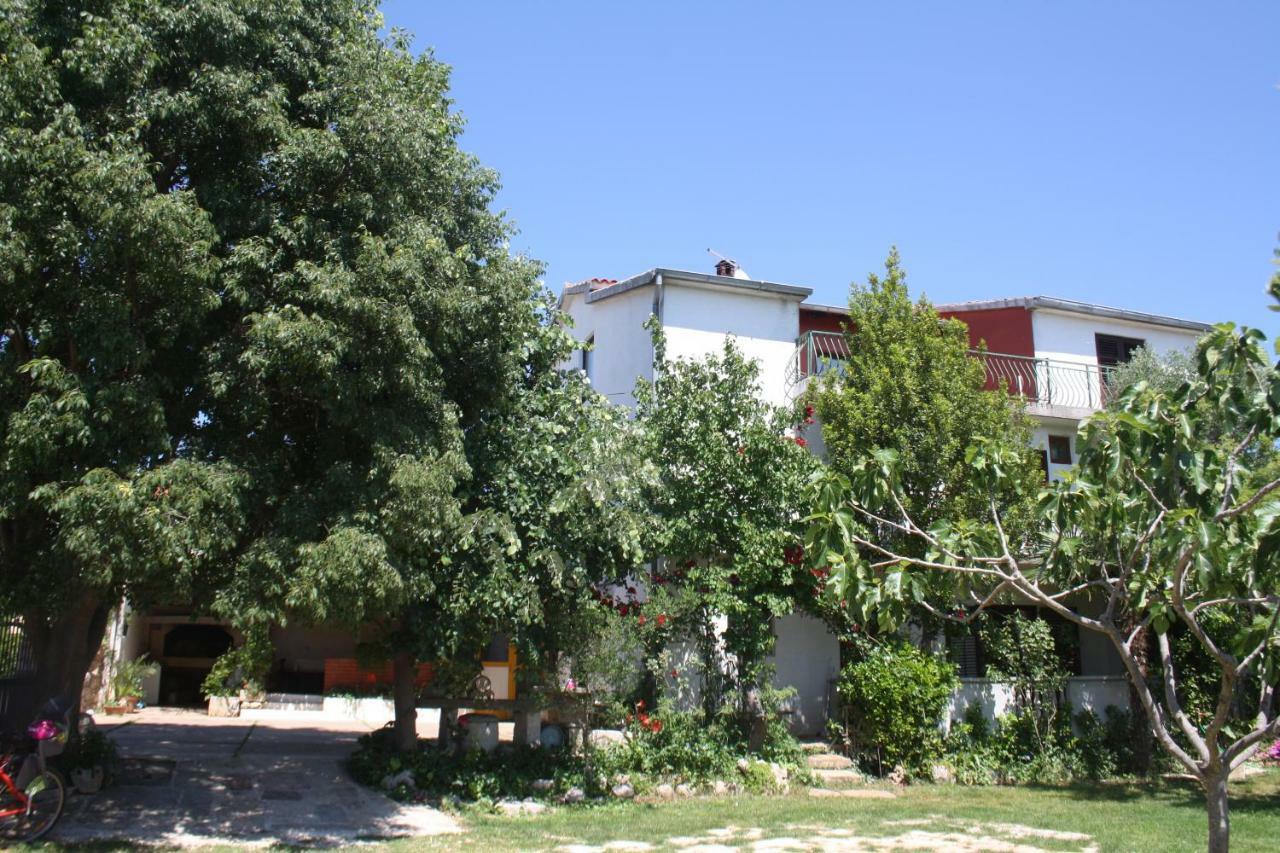 Apartmani Dana Sukošan 外观 照片