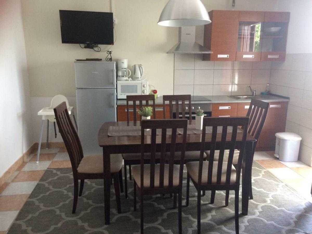 Apartmani Dana Sukošan 外观 照片